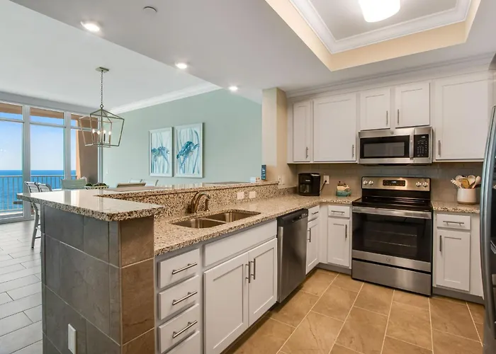 Phoenix Gulf Towers Unit 802 Holiday home *